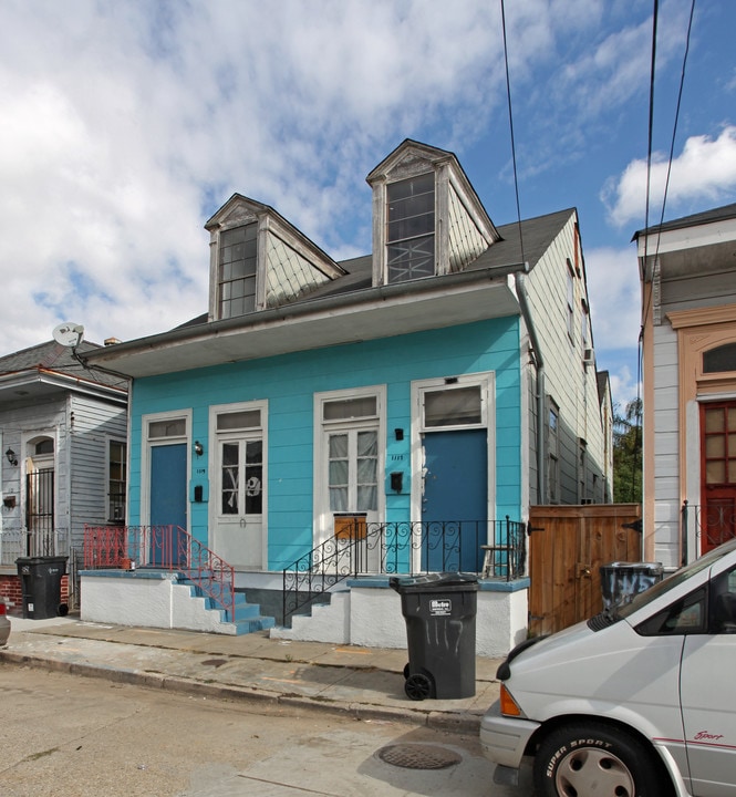 1117 Mandeville St in New Orleans, LA - Building Photo