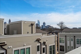 1621 Cannon View Ln in Charlotte, NC - Foto de edificio - Building Photo