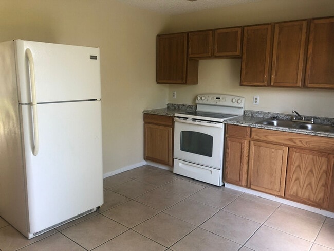 16xx Barbarie Ln in West Palm Beach, FL - Building Photo - Building Photo