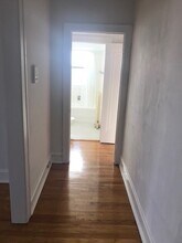 534 Hinman Ave, Unit W3 in Evanston, IL - Building Photo - Building Photo