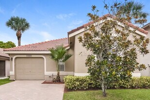 23333 Sunview Way in Boca Raton, FL - Building Photo