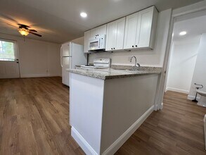 2120 10th St in St. Cloud, FL - Building Photo - Building Photo