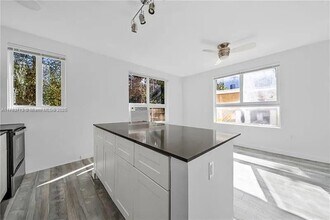 1036 SW 5th St in Miami, FL - Building Photo - Building Photo