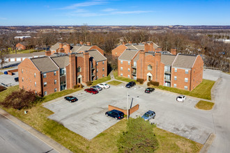 The Oaks at Platte City in Platte City, MO - Building Photo - Building Photo