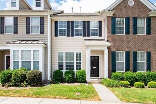 666 Cupola Dr in Raleigh, NC - Building Photo