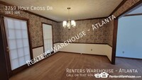 3759 Holy Cross Dr in Decatur, GA - Foto de edificio - Building Photo