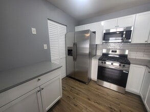 187 Auckland Dr in Newark, DE - Building Photo - Building Photo