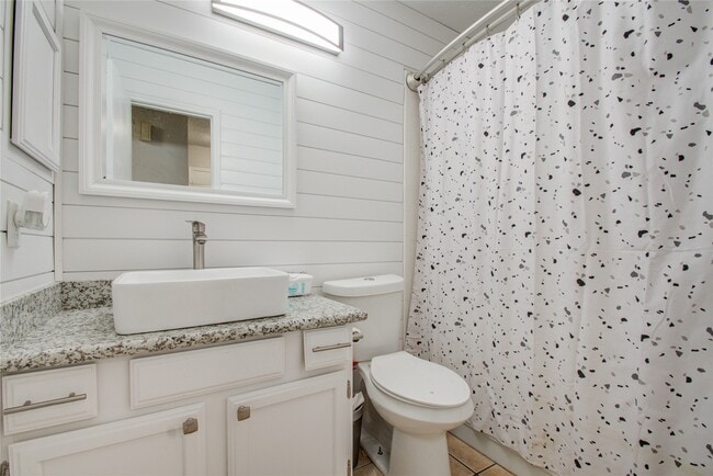 property at 5010 Village Springs Dr