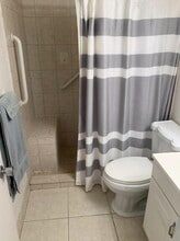 74 Sheffield I in West Palm Beach, FL - Foto de edificio - Building Photo