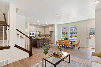 10078 Loblobby Ln in Highland, UT - Building Photo - Building Photo