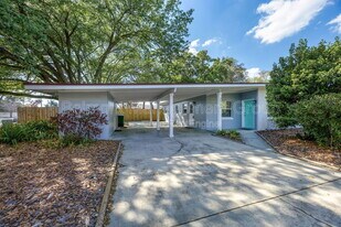 2743 Sanbina St in Winter Park, FL - Building Photo