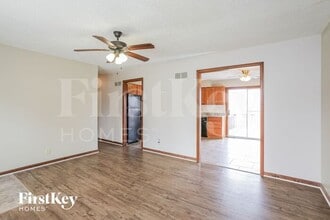 4148 S Carriage Ln in Independence, MO - Building Photo - Building Photo