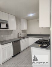 916 Delaware St in Huntington Beach, CA - Building Photo - Building Photo