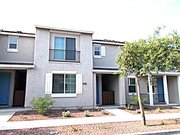 property at 20709 W Maiden Ln