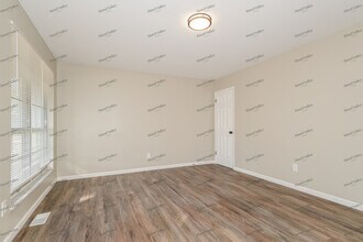 3006 Chance Dr in Florissant, MO - Building Photo - Building Photo