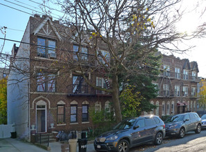 1963 E 17th St in Brooklyn, NY - Building Photo - Building Photo