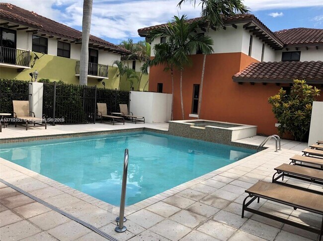 3041 Indiana St in Miami, FL - Building Photo - Building Photo