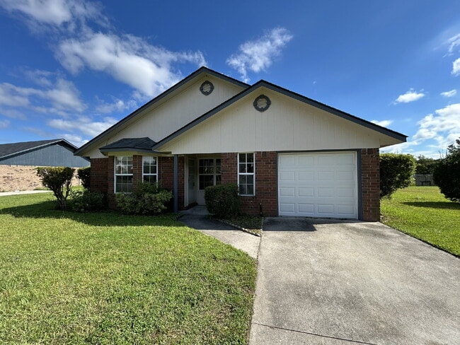 property at 854 Lyndsi Ln