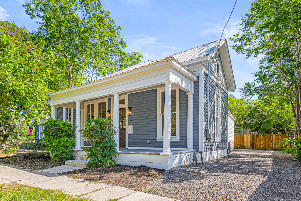 116 Callaghan Ave in San Antonio, TX - Building Photo