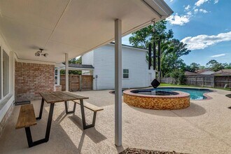 12306 Westmere Dr in Houston, TX - Building Photo - Building Photo