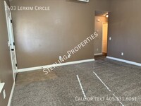 2403 Lerkim Circle in Norman, OK - Building Photo - Building Photo