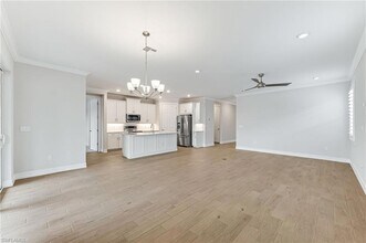 475 Polihale Wy in Naples, FL - Building Photo - Building Photo