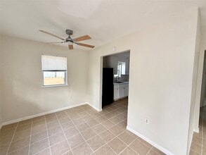 3910 Hoffman St in Houston, TX - Building Photo - Building Photo