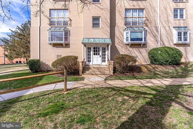 property at 2904 Willston Pl