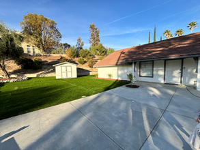 7168 Rock Ridge Terrace in Los Angeles, CA - Building Photo - Building Photo