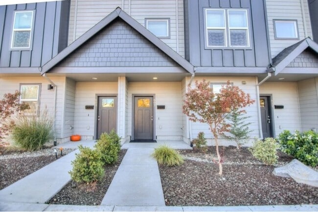 property at 607 NE 92nd Ave