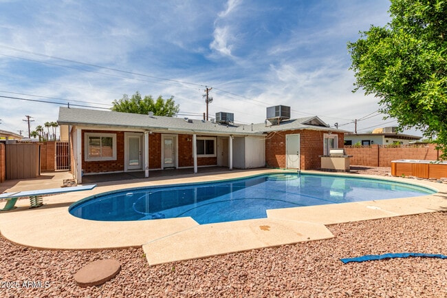 2217 N 74th St in Scottsdale, AZ - Building Photo - Building Photo