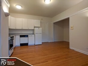 822 W Waveland Ave, Unit 816-24 in Chicago, IL - Building Photo - Building Photo