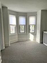 403 School St, Unit Ground Floor in North Wales, PA - Foto de edificio - Building Photo