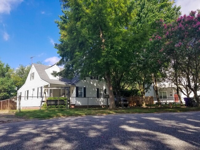 property at 1545 Wolfe St