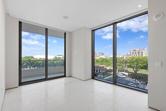 200 Arkona Ct in West Palm Beach, FL - Building Photo - Building Photo