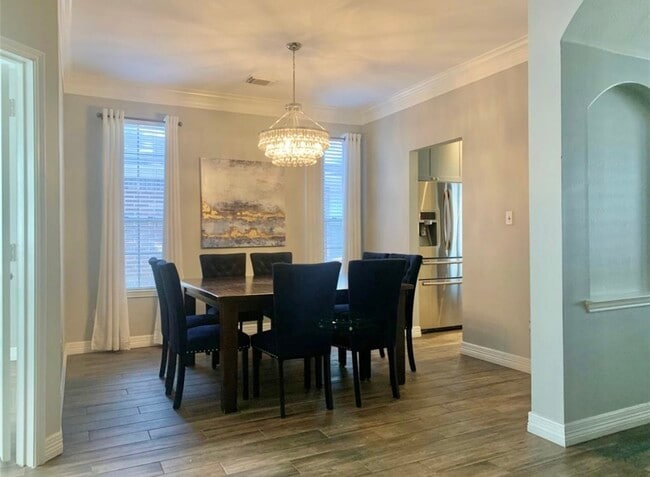 property at 10918 S Falls Terrace