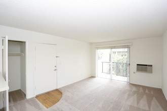 Tribeca Apartmens in Fullerton, CA - Building Photo - Building Photo