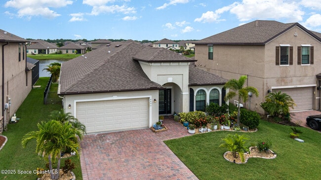 4499 Alligator Flag Cir