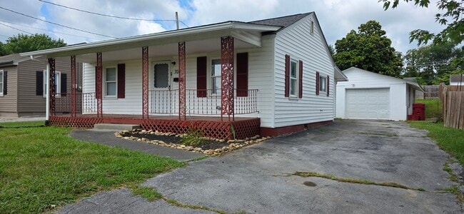 property at 703 N North St