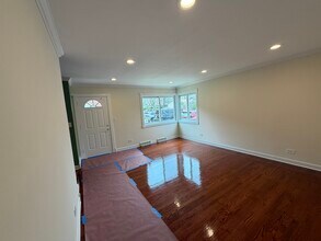 140 E Northwest Hwy in Des Plaines, IL - Building Photo - Building Photo