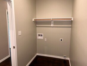 908 E 12th Ave, Unit Unit A in Corsicana, TX - Building Photo - Building Photo