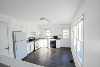 8729 36th Ave in College Park, MD - Building Photo - Building Photo