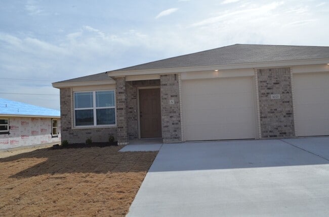 1021 Cline Dr in Copperas Cove, TX - Foto de edificio - Building Photo