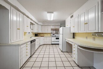 905 W Tarleton St in Stephenville, TX - Building Photo - Building Photo