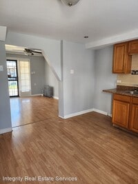 2063 Independence St photo'