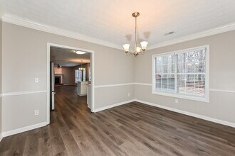 1126 Holly Green Ct in Dacula, GA - Building Photo - Building Photo