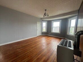 60 Murray St in Fall River, MA - Building Photo - Building Photo