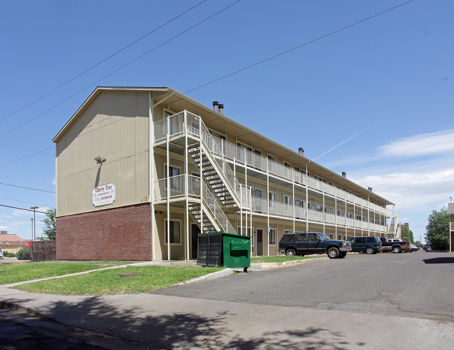 Cherry Tree Apartments in Denver, CO - Building Photo