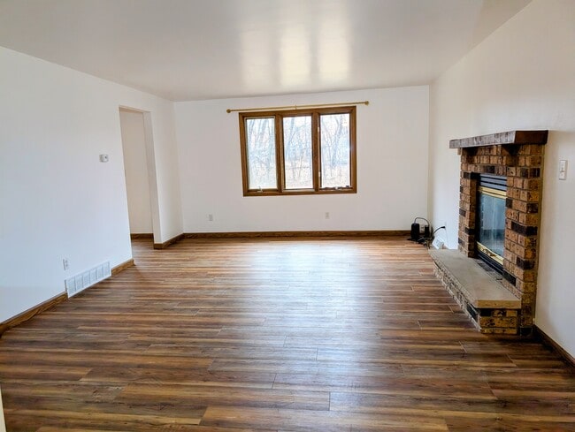 property at 2043 Hilltop Dr