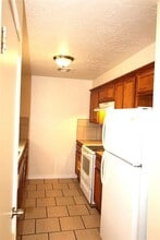 118 NE 12th St in Moore, OK - Building Photo - Building Photo